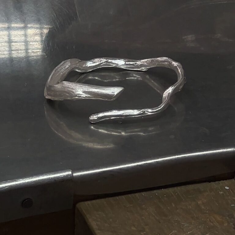 Instagram post from __gzvk. This post is in position 5.